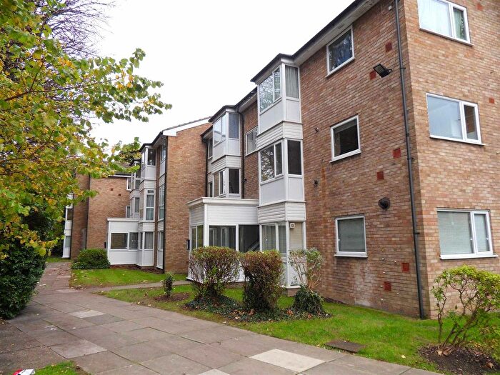 2 Bedroom Flat To Rent In Brocket Court, Vincent Road, Luton, LU4