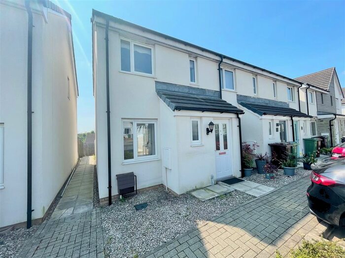 2 Bedroom End Of Terrace House To Rent In Bluebell Street, Plymouth, PL6