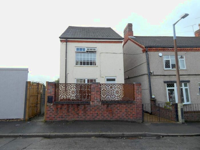 4 Bedroom Detached House To Rent In Sherwood Street, Newton, Alfreton, DE55