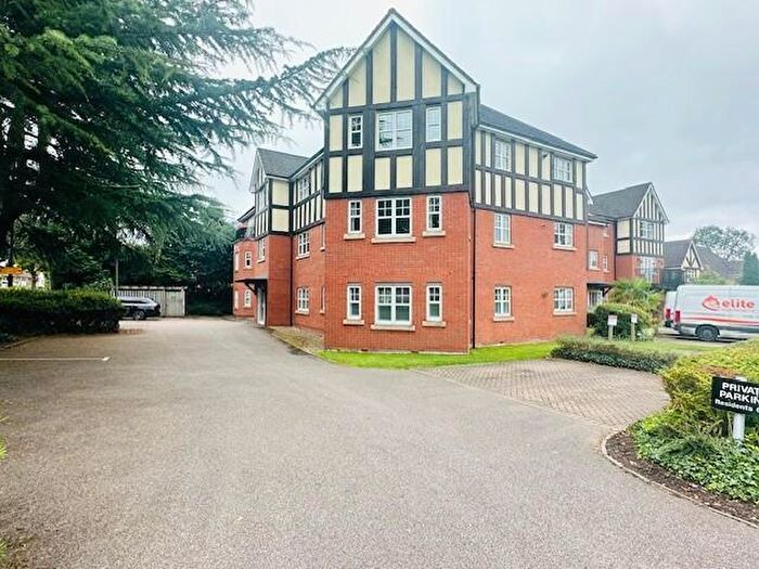 2 Bedroom Apartment To Rent In The Gardens, Sutton Coldfield, B72