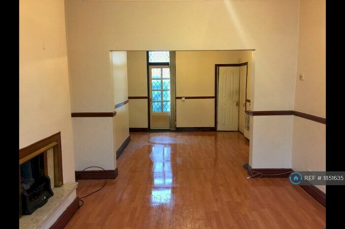 3 Bedroom Terraced House To Rent In Lenthall Street, Liverpool, L4