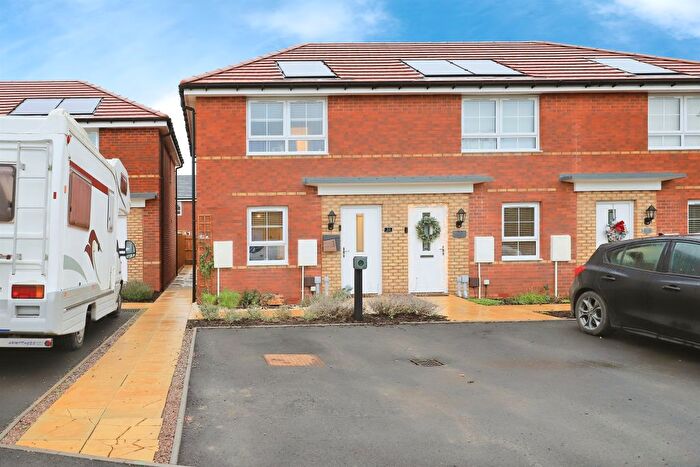 2 Bedroom Semi Detached House For Sale In Axminster Drive, Stourport-On-Severn, DY13