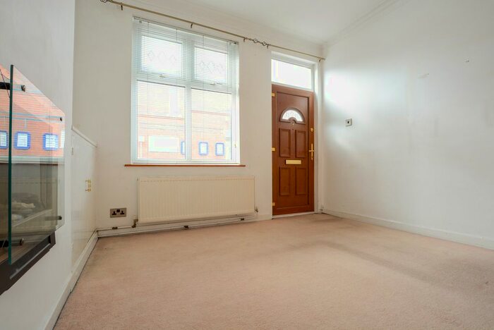 2 Bedroom Terraced House To Rent In Herschell Street, Leicester, LE2