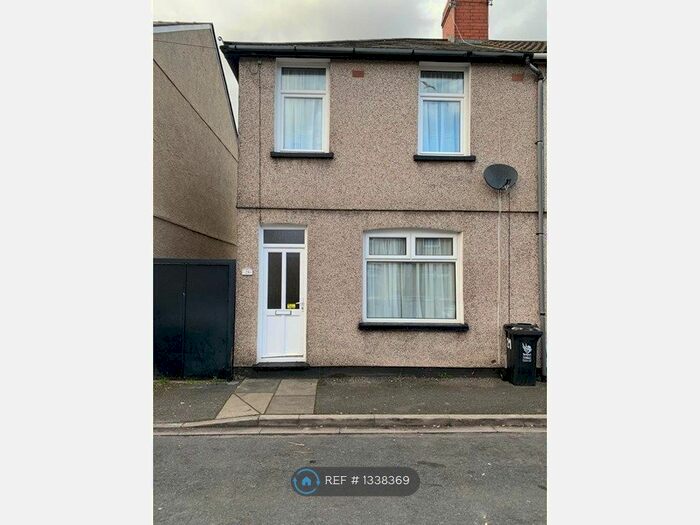 2 Bedroom End Of Terrace House To Rent In Marshfield Street, Newport, NP19
