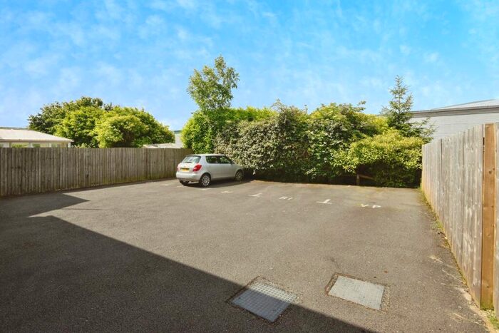 2 Bedroom Flat For Sale In Godwin Way, Stoke-On-Trent, Staffordshire, ST4