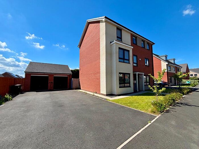 7 Bedroom House To Rent In Orangetip Gardens, Great Park, NE13