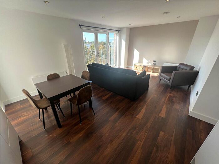 2 Bedroom Apartment To Rent In Wilburn Basin, Ordsall Lane, Salford, M5