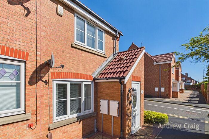 2 Bedroom End Of Terrace House For Sale In Callum Drive, South Shields, NE34