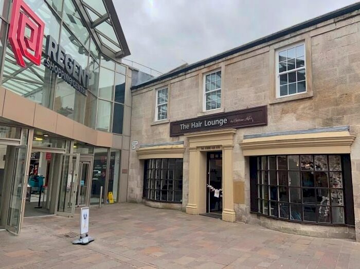 2 Bedroom Flat To Rent In Regent Way, Hamilton, ML3