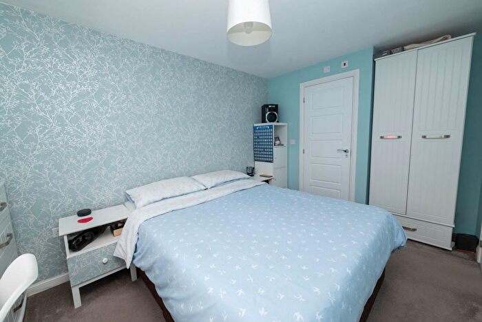 3 Bedroom End Of Terrace House For Sale In Dorman Avenue North, Aylesham, CT3