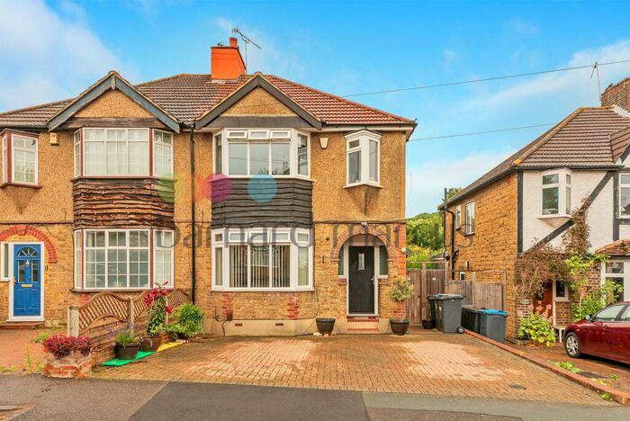 2 Bedroom House To Rent In Sundale Avenue, South Croydon, CR2