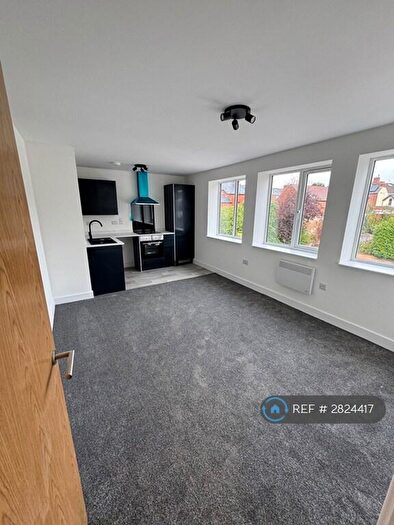1 Bedroom Flat To Rent In West Street, Chesterfield, S40