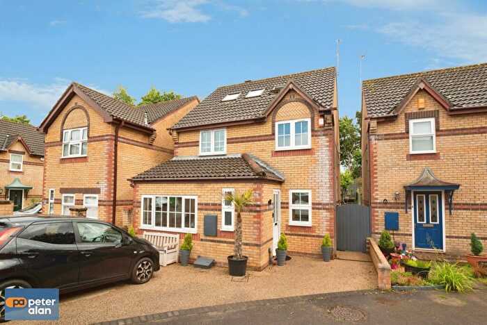 4 Bedroom Detached House For Sale In Blaise Place, Cardiff, CF11
