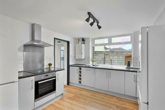 6 Bedroom House To Rent In Branksome Drive, Filton, Bristol, BS34