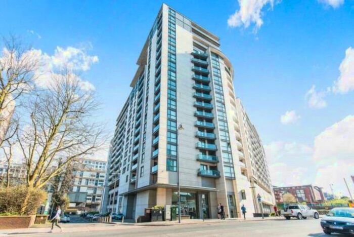 2 Bedroom Apartment To Rent In Centenary Plaza, Holliday Street, Birmingham, B1