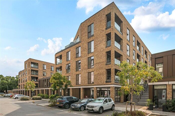 2 Bedroom Flat For Sale In Spitfire Chase, Walton-On-Thames, Surrey, KT12
