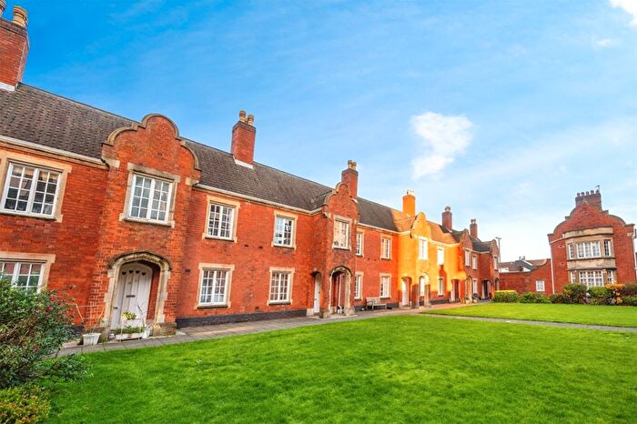 1 Bedroom Flat For Sale In Ladywood Middleway, Birmingham, West Midlands, B16