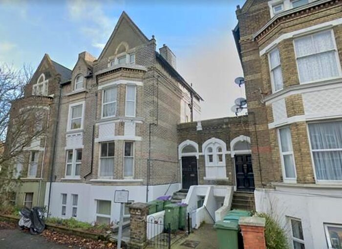 2 Bedroom Flat To Rent In Ingles Road, Folkestone CT20