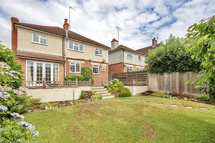 4 Bedroom Detached House For Sale In Doric Avenue, Tunbridge Wells, Kent, TN4