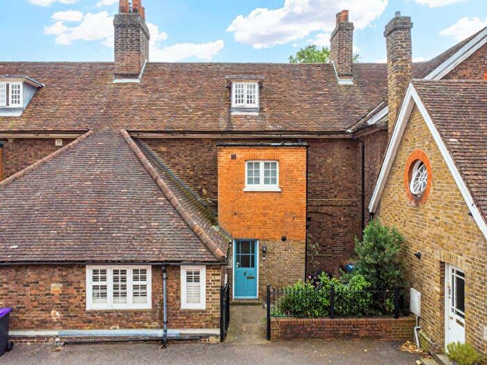 4 Bedroom Terraced House To Rent In Fore Street Hertford, SG14