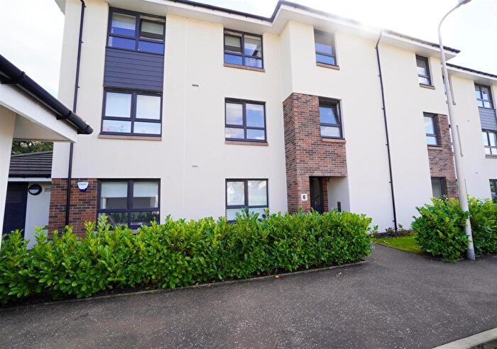 1 Bedroom Flat To Rent In Lanfine Drive, Kirkintilloch, G66