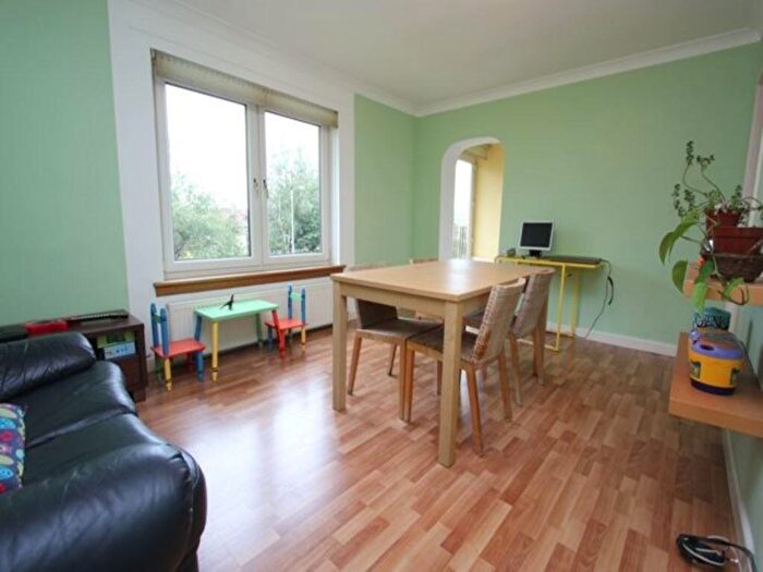 2 Bedroom Flat To Rent In Langton Road, Edinburgh, EH9