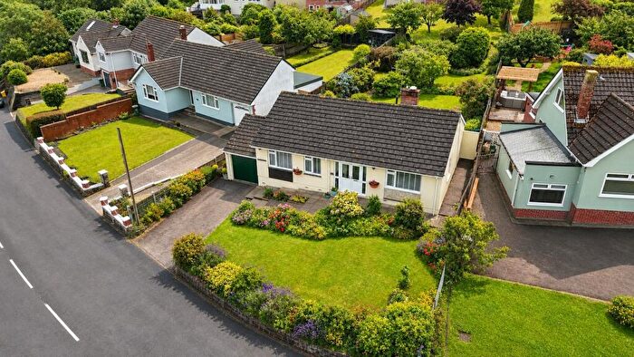 3 Bedroom Bungalow For Sale In Totterdown Lane, Bleadon Hill, Weston-Super-Mare, BS24