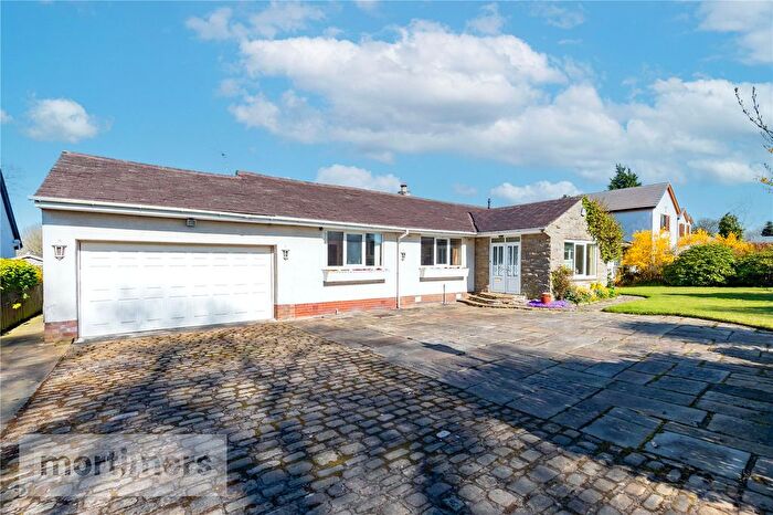 4 Bedroom Bungalow For Sale In Osbaldeston Lane, Osbaldeston, Blackburn, Lancashire, BB2