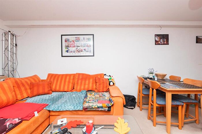 1 Bedroom Flat For Sale In Centro, Charles Street, BS1