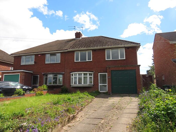 3 Bedroom Property To Rent In Whitnash Road, Whitnash, Leamington Spa, CV31