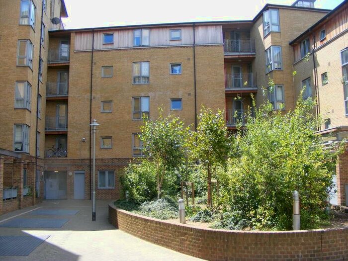 1 Bedroom Flat To Rent In Oxford Court, Maida Vale, W9