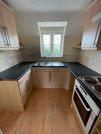 2 Bedroom Flat To Rent In Siddeley Avenue, Coventry, CV3