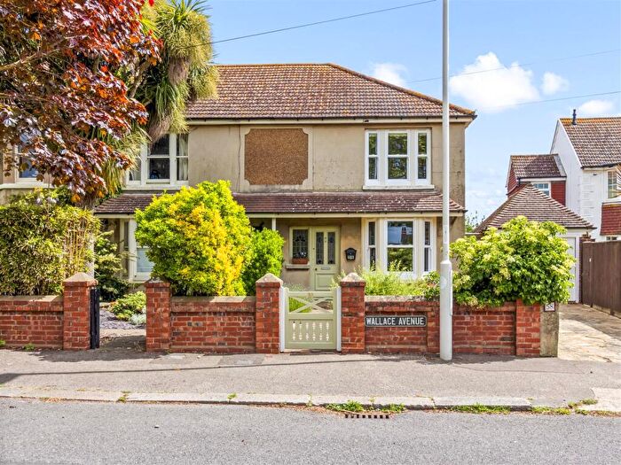 2 Bedroom End Of Terrace House For Sale In Wallace Avenue, Worthing, BN11
