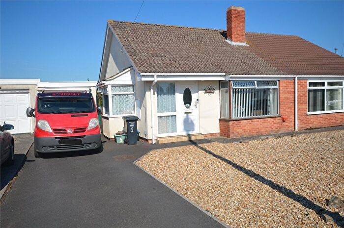2 Bedroom Bungalow For Sale In Wye Avenue, Bridgwater, Somerset, TA6