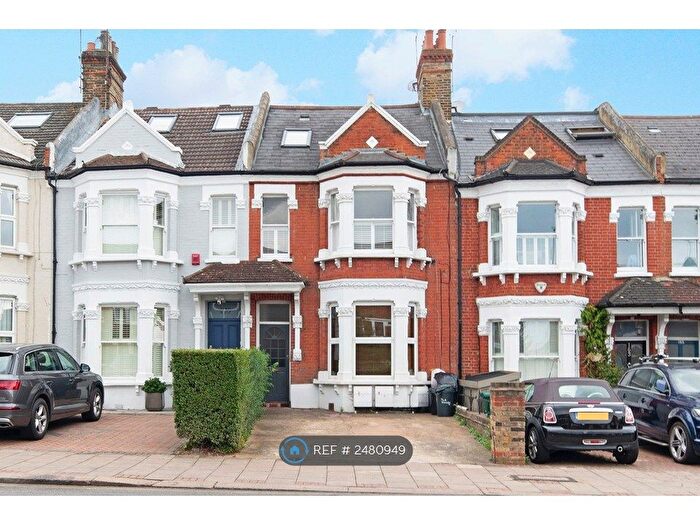 1 Bedroom Flat To Rent In Earlsfield Road, London, SW18