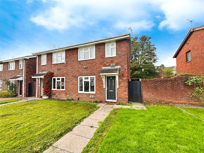 3 Bedroom Semi-Detached House To Rent In Tipton Street, Dudley, West Midlands, DY3