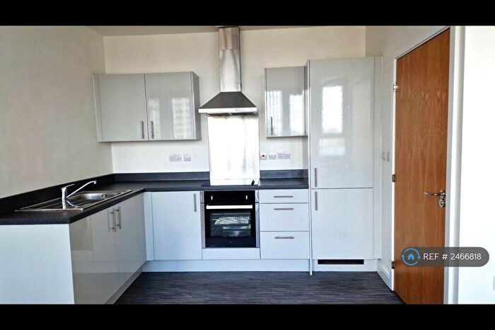 Studio To Rent In Farnsby Street, Swindon, SN1