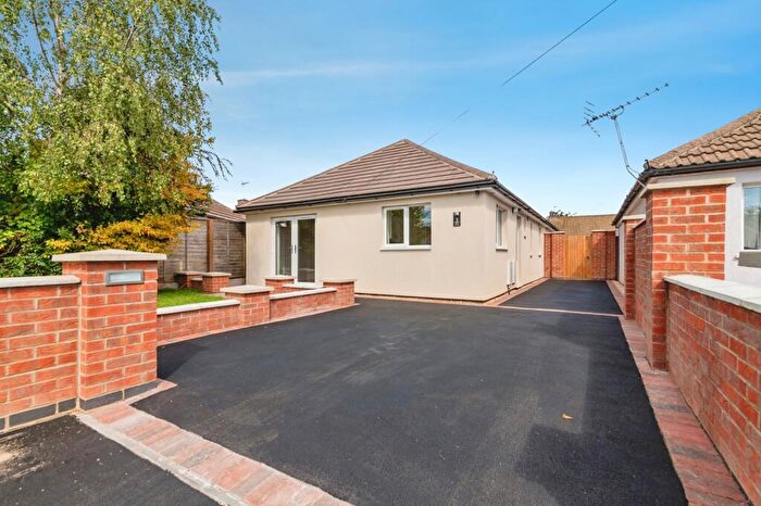 3 Bedroom Bungalow For Sale In Storey Avenue, Gedling, Nottingham, Nottinghamshire, NG4