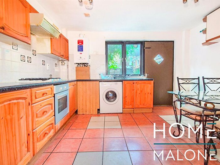 3 Bedroom End Of Terrace House To Rent In Manger Road, London, N7