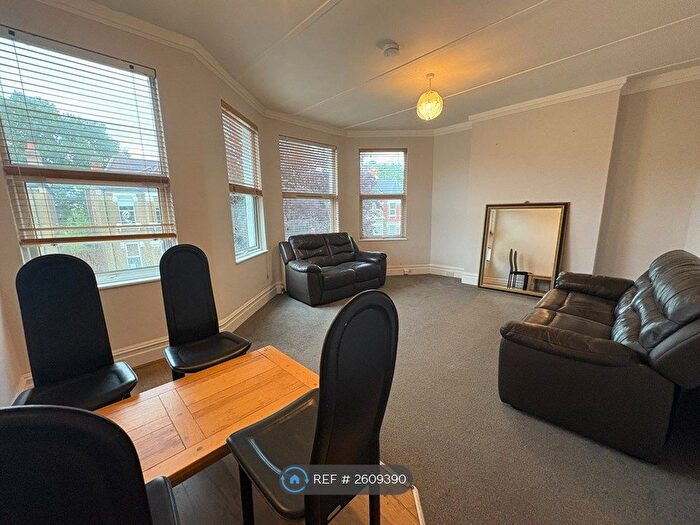 2 Bedroom Flat To Rent In Marlborough Road, London, N22