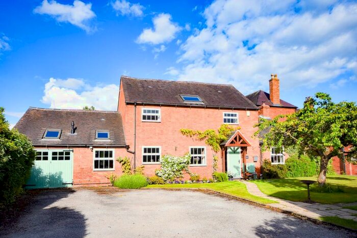 3 Bedroom Barn Conversion For Sale In Swarbourn Mews, Bond End, Yoxall, Burton Upon Trent, DE13