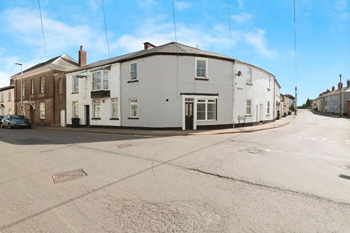2 Bedroom Terraced House For Sale In South Street, South Molton, EX36