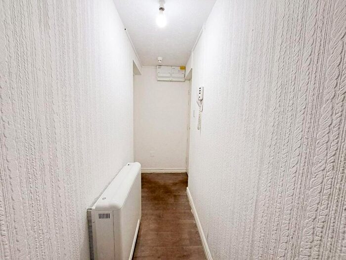 1 Bedroom Flat For Sale In Birch Lane, Longsight, Manchester, M13