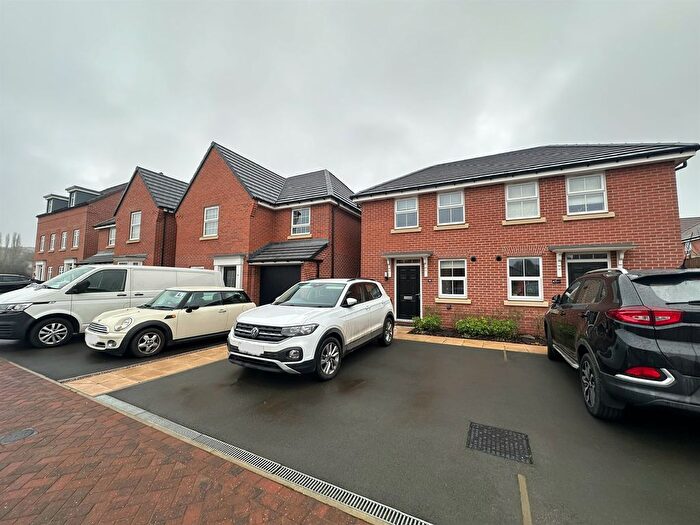 2 Bedroom Semi-Detached House For Sale In Overman Drive, Edwinstowe, Mansfield, NG21