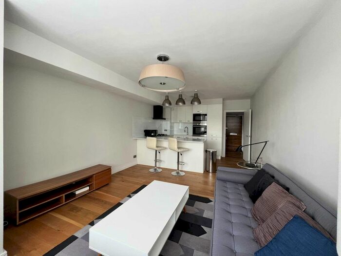 1 Bedroom Flat To Rent In Porchester Place, Hyde Park, W2