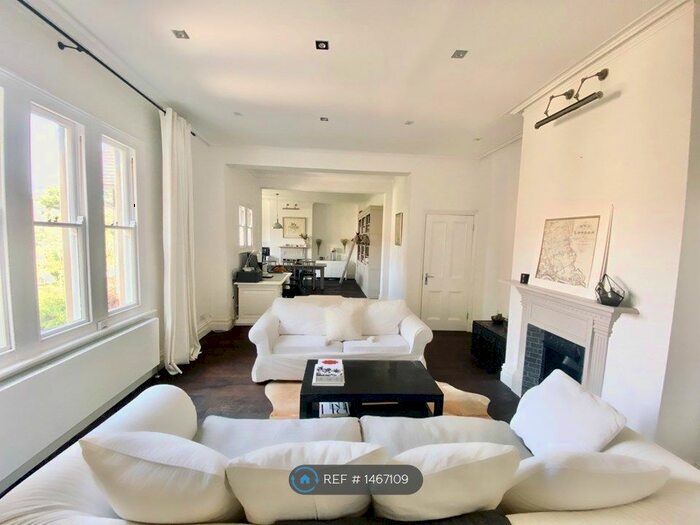 2 Bedroom Flat To Rent In Staverton Road, Oxford, OX2