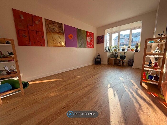 2 Bedroom Terraced House To Rent In Stratford Close, Nottingham, NG4