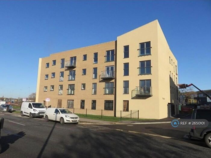 2 Bedroom Flat To Rent In Dock Road, Tilbury, RM18
