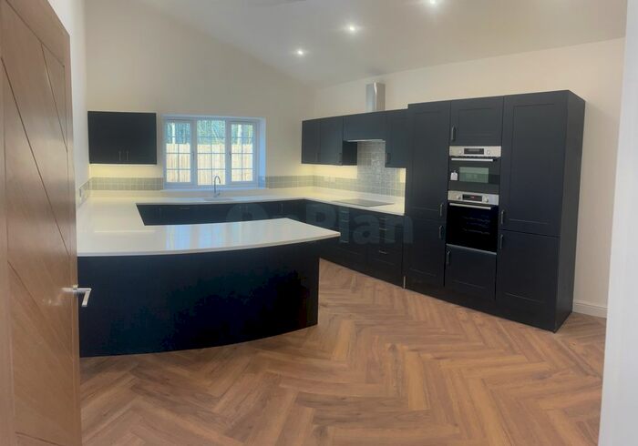 3 Bedroom Bungalow For Sale In Elmtrees, Woodland Mews, Bromsgrove, Worcestershire, B60