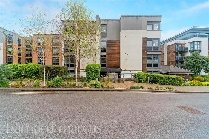 1 Bedroom Flat To Rent In Scott Avenue, London, SW15